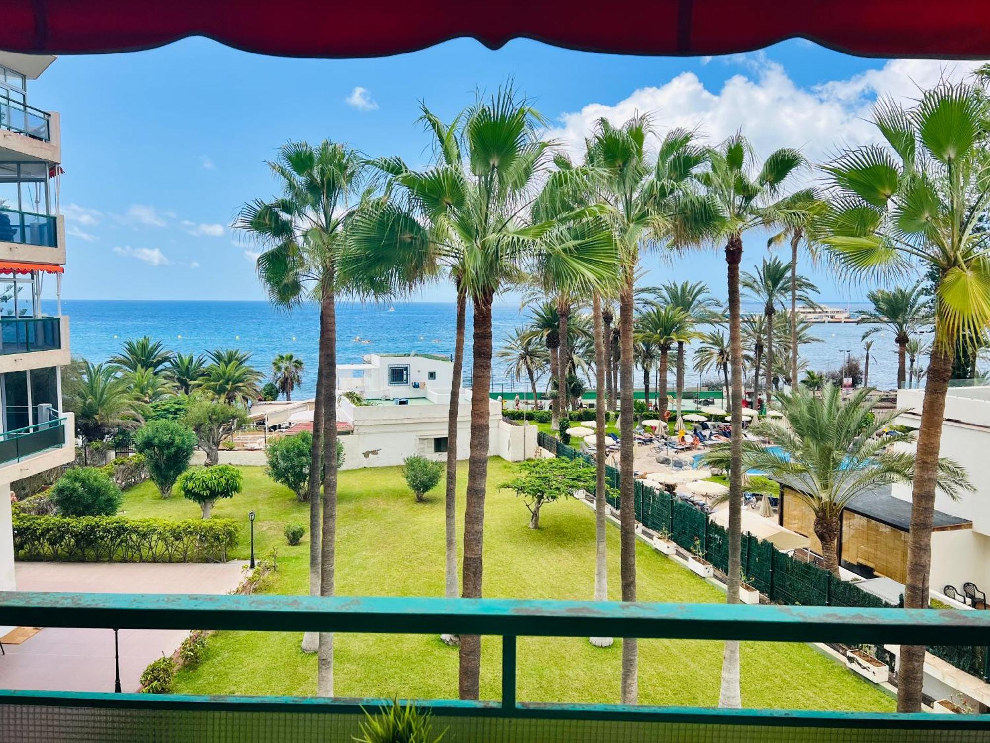 Comodoro Cristianos Beach Vivienda Vacacional Apartment Los Cristianos  Ngoại thất bức ảnh